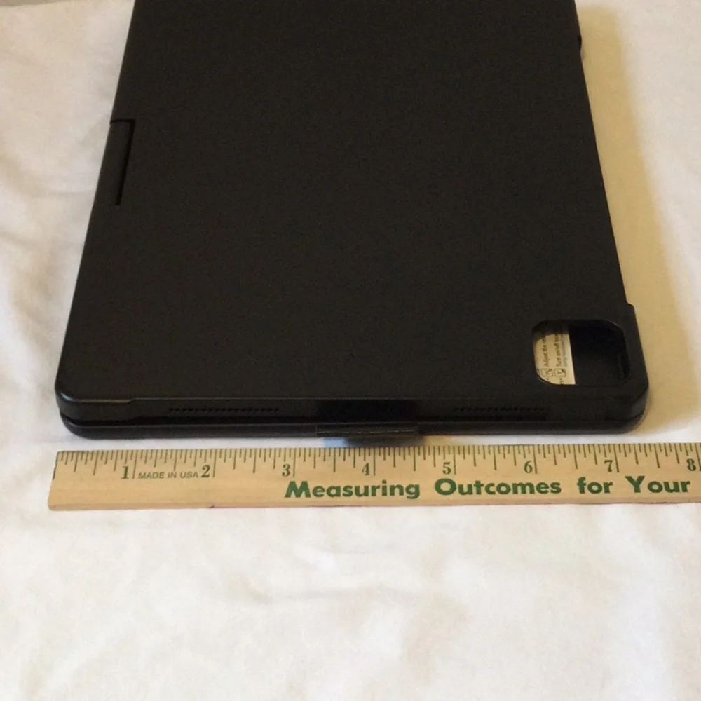 BABG iPad Case with Keyboard (2022)